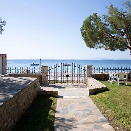 Seaside Haven Kineta Villa Dış mekan fotoğraf