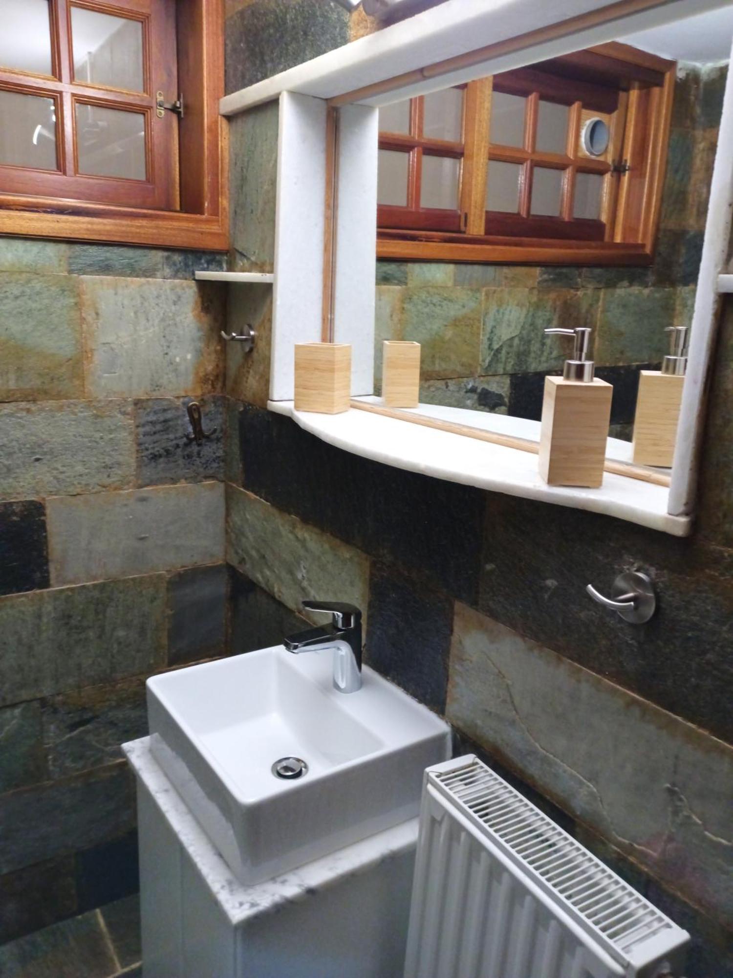 Seaside Haven Kineta Villa Dış mekan fotoğraf